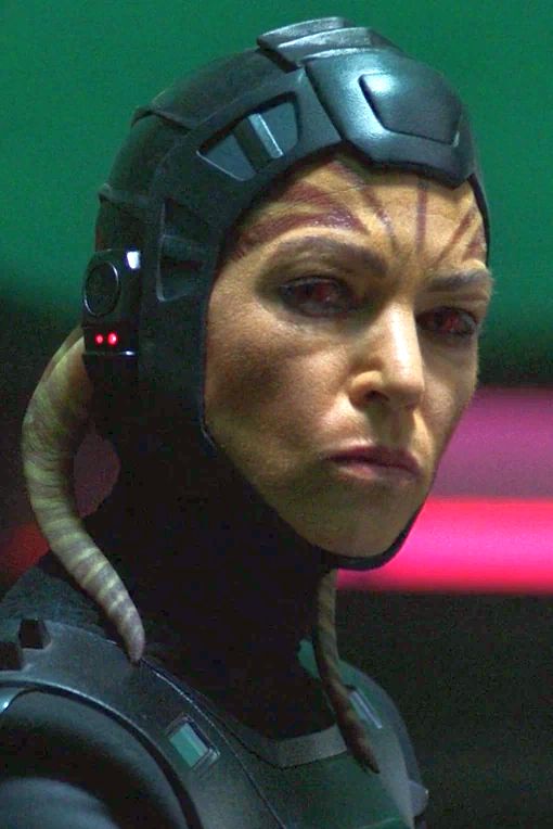 Lyn Rakish, The Fourth Sister (Near-Human Imperial Inquisitor)
