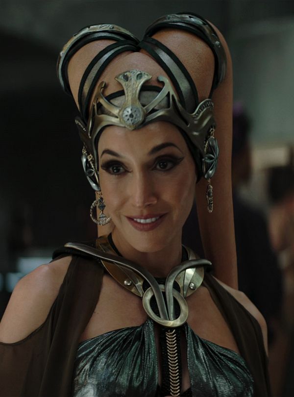 Garsa Fwip (Twi-lek Owner of Sanctuary)