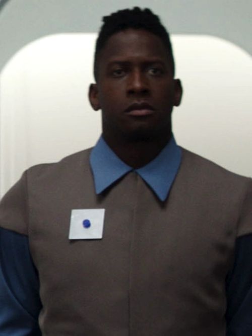 Lieutenant Vic Hawkins (Human New Republic First Officer)