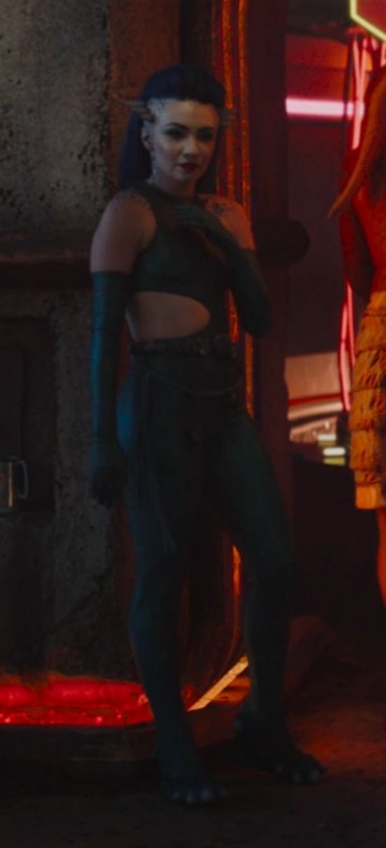 Melna (Theelin Dancer)