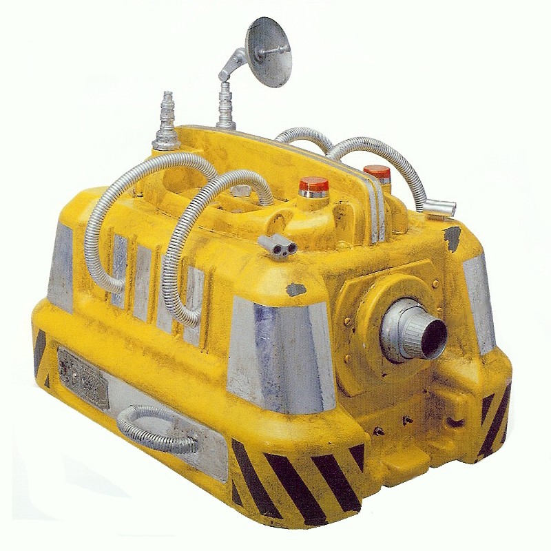 Hangar deck scrubber droid
