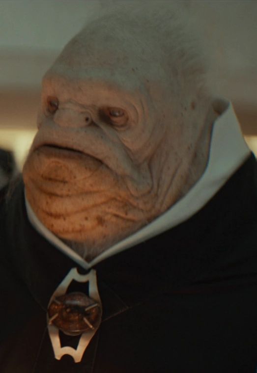 Strang (Alien Antiques Dealer)