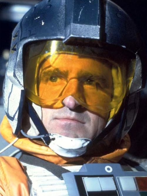 Zev Senesca (Human Rebel Pilot)